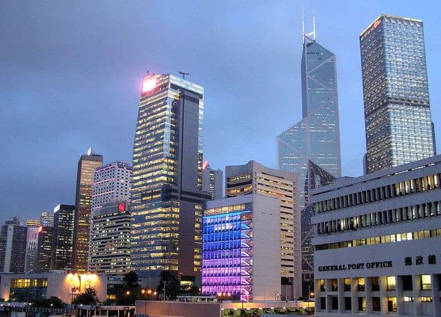 hong-kong-buildings-640×461